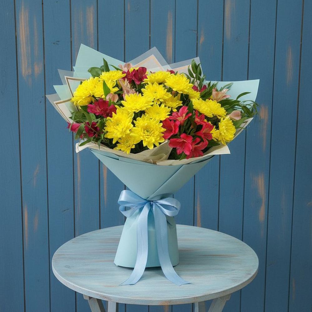 Букет цветов из: Альстромерии и Хризантемы в Сафоново Мурманской области