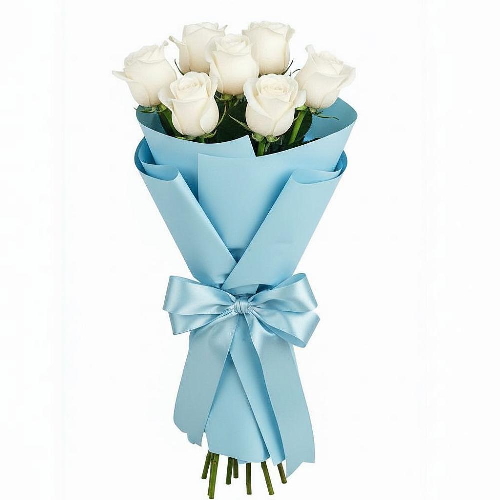 Букет 7 белых роз Проуд в Сафоново Мурманской области