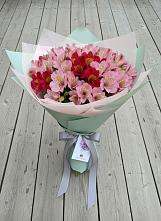 Букет цветов из:  Альстромерии #REPLACE_PRED# Сафоново Мурманской области