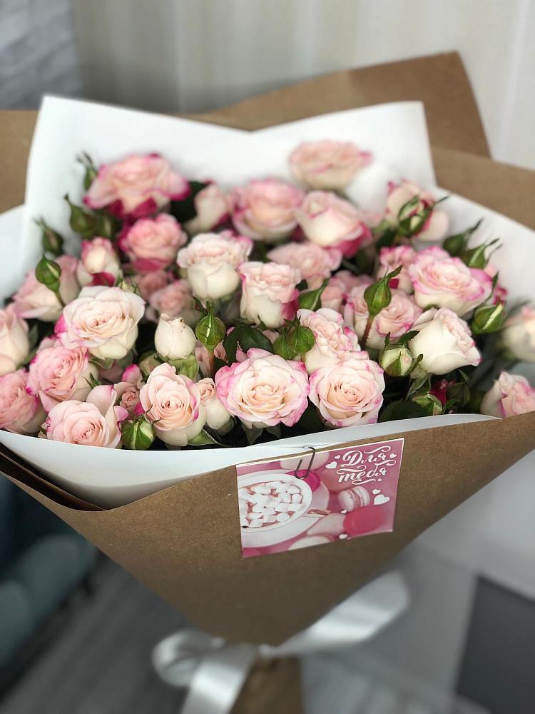 Букет цветов из: Розы в Сафоново Мурманской области