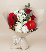 Букет цветов из:  Розы, Хризантемы, Герберы и Лилии в Сафоново Мурманской области