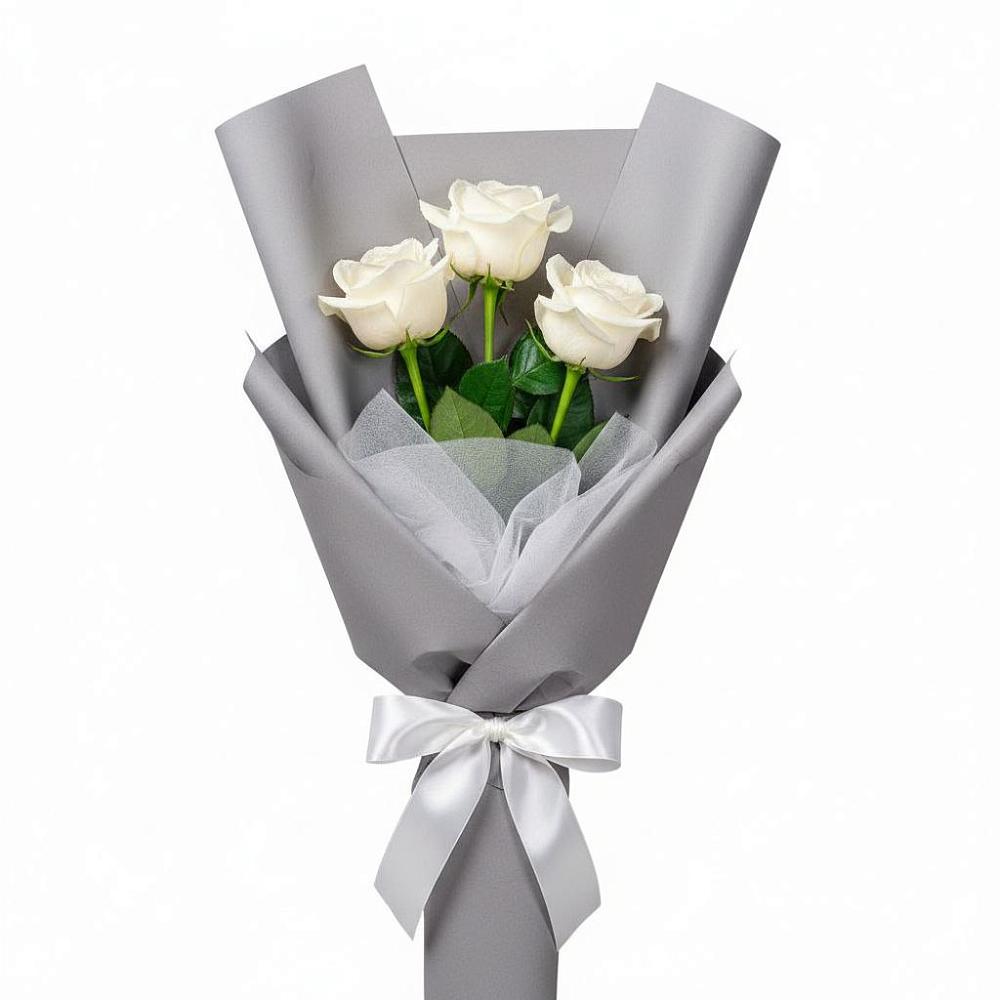 Букет 3 белые розы в Сафоново Мурманской области