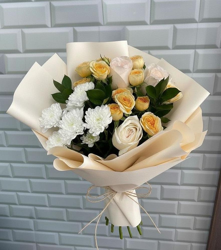 Букет цветов из: Розы и Хризантемы в Сафоново Мурманской области