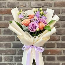 Букет цветов из:  Лизиантусы и Розы #REPLACE_PRED# Сафоново Мурманской области