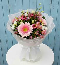 Букет цветов из:  Герберы, Альстромерии и Лизиантусы #REPLACE_PRED# Сафоново Мурманской области