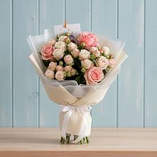 Букет цветов из:  Розы в Сафоново Мурманской области